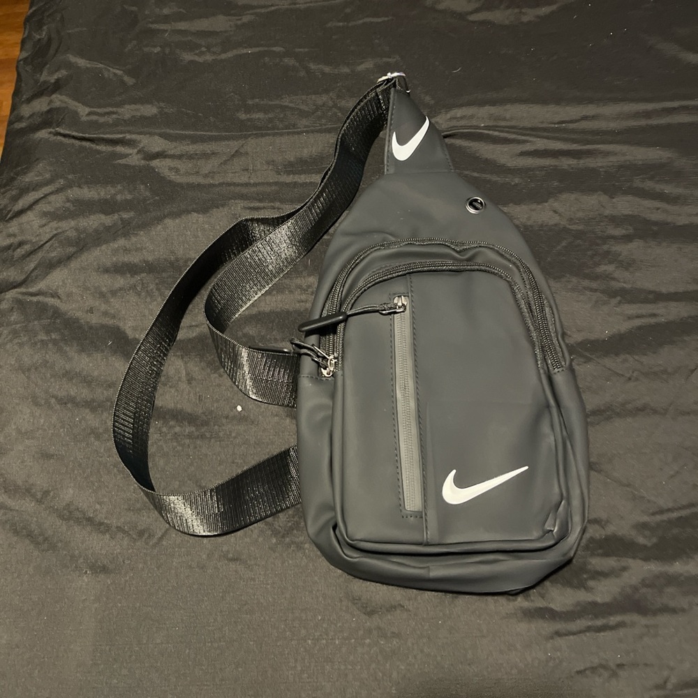 Nike Black Belt Bag Sporty Design
